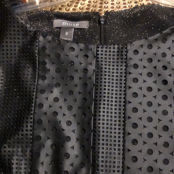 NWT Muse Black Perforated Faux Leather Sheath Dress w/Gold Sparkles - Size 6 - Picture 4 of 7
